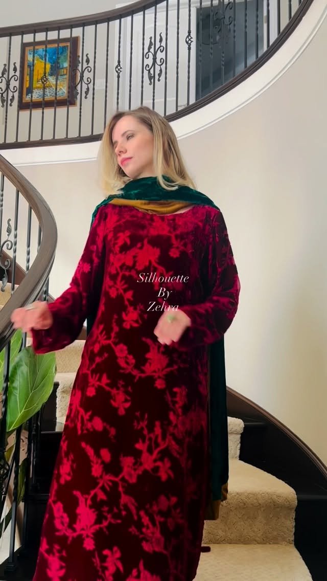 Emerald and Red Artisanal Detailing Pakistani Suit – Look 78