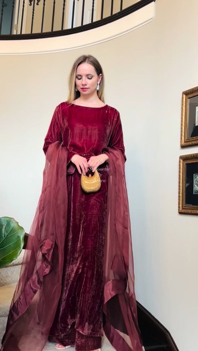 Burgundy Artisanal Detailing Pakistani Suit – Look 21